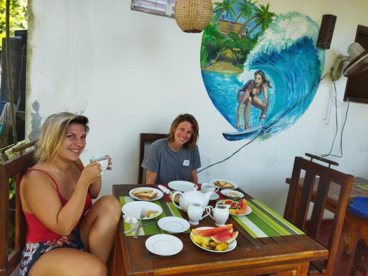 The Sea View Villa Surf School Велигама Экстерьер фото