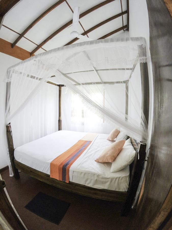 The Sea View Villa Surf School Велигама Экстерьер фото